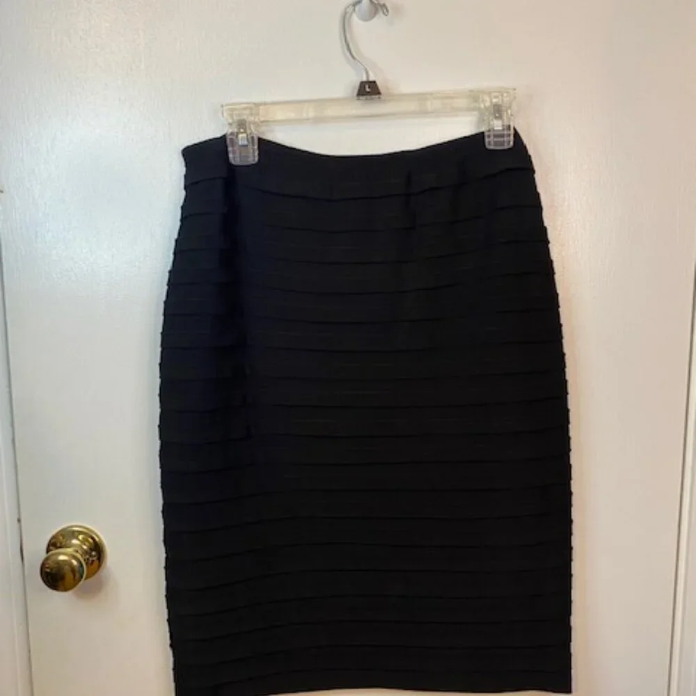 R&M Richards Black skirt - Picture 5 of 6